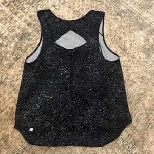 Lululemon workout top. Size 10. Worn once.